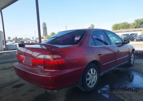 2000 Honda Accord 2.3 Se из США, поврежденный, VIN JHMCG669XYC012263